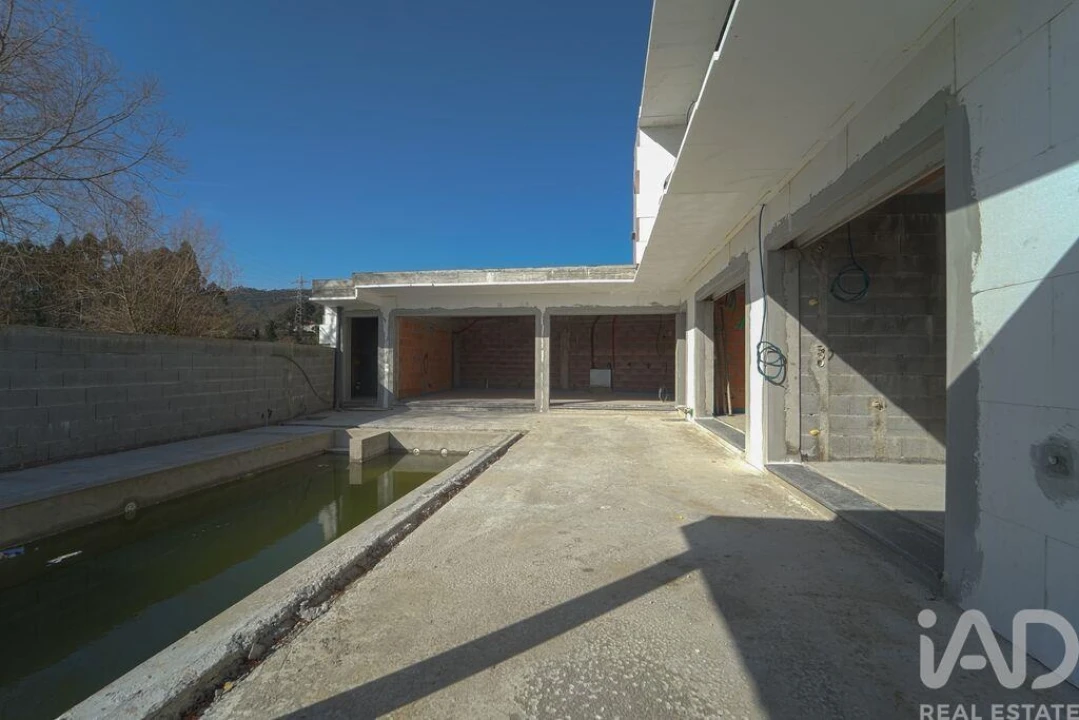 Moradia T3 para Venda em Palmeira de Faro e Curvos Foto 6