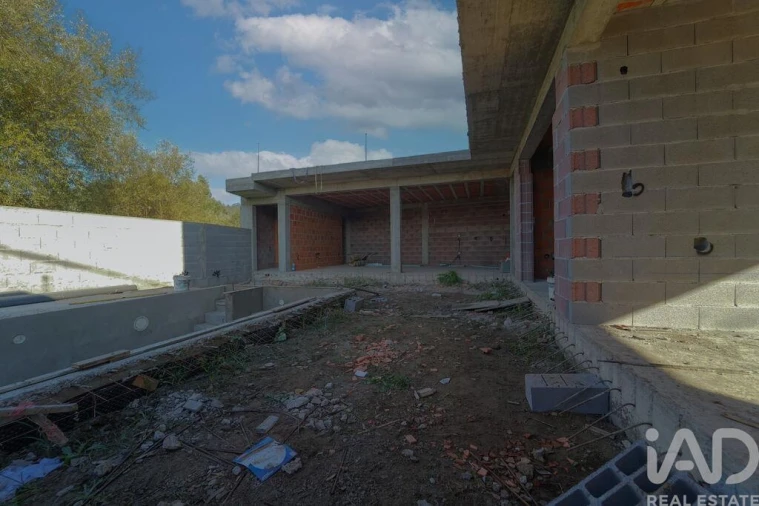 Moradia T3 para Venda em Palmeira de Faro e Curvos Foto 21