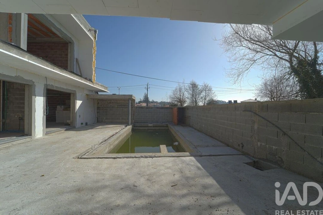 Moradia T3 para Venda em Palmeira de Faro e Curvos Foto 14