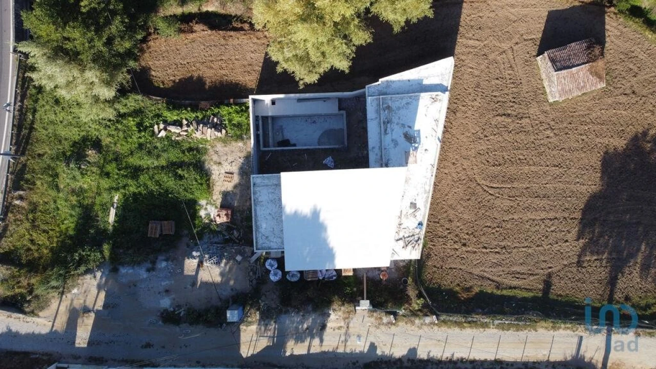 Moradia T3 para Venda em Palmeira de Faro e Curvos Foto 3