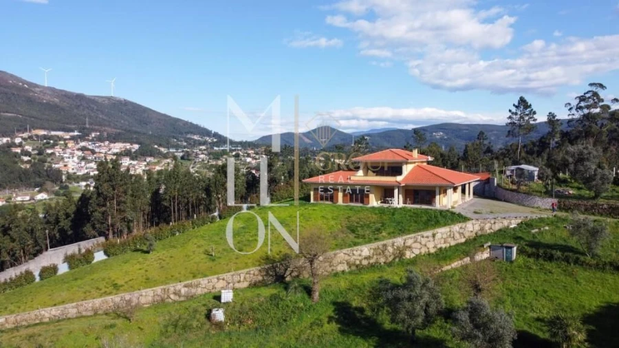 Moradia T4 para Venda em Raiva, Pedorido e Paraíso Foto 4