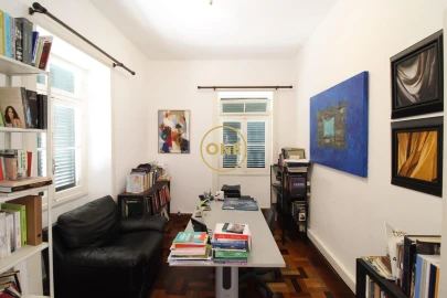 Moradia T7 para Venda em Funchal (Santa Maria Maior)