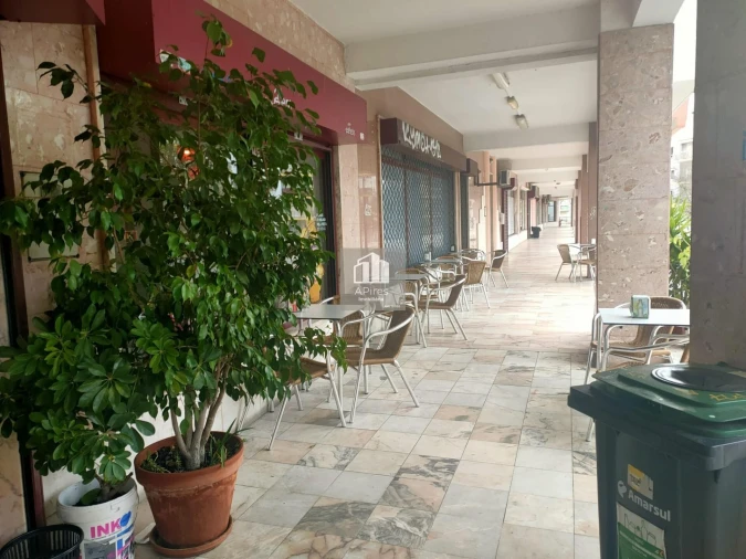 Negócio para Trespasse em Charneca de Caparica e Sobreda Foto 2