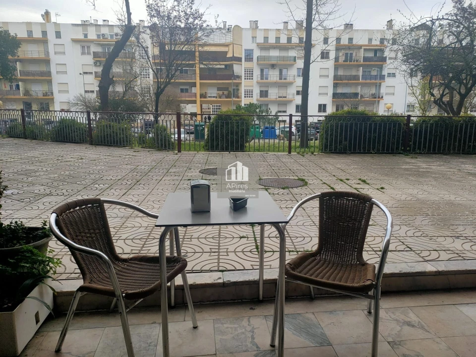 Negócio para Trespasse em Charneca de Caparica e Sobreda Foto 4