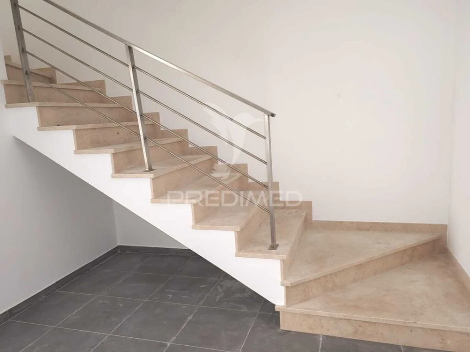 Moradia T4 para Venda em Nossa Senhora das Misericordias Foto 12