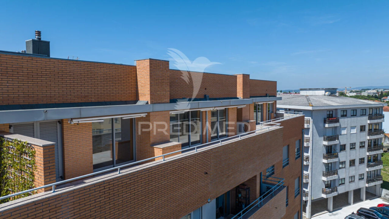 Apartamento T5 para Venda em Paranhos Foto 7