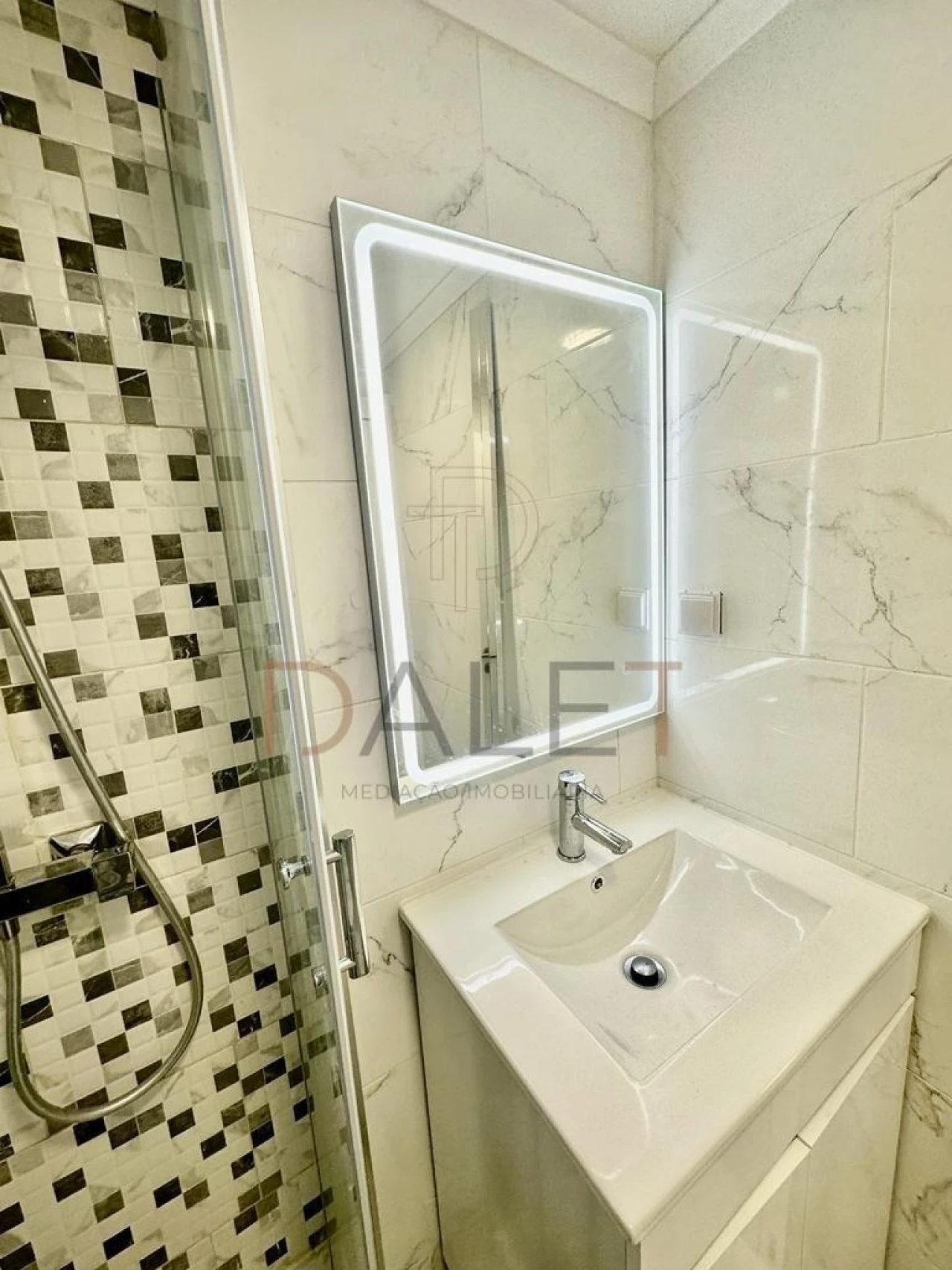 Quarto para Arrendamento em Ajuda Foto 27