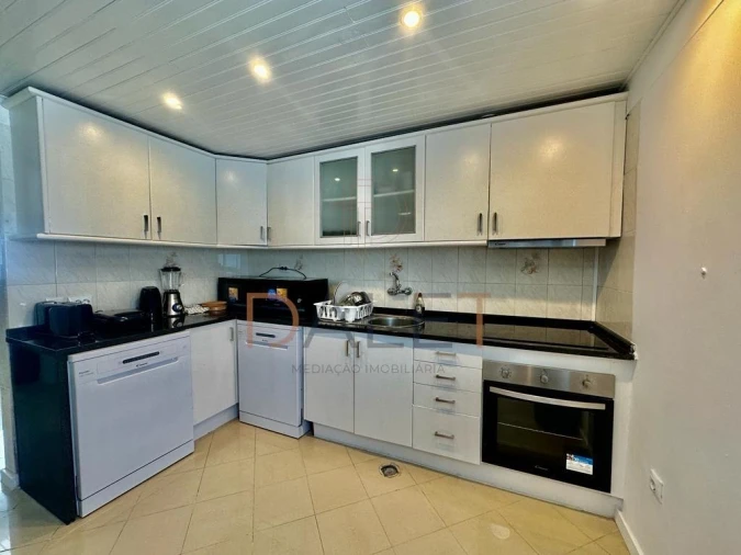 Quarto para Arrendamento em Ajuda Foto 5