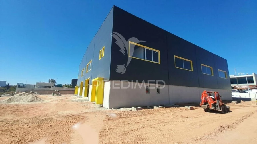 Armazém para Venda em Santo Antão e São Julião do Tojal Foto 19