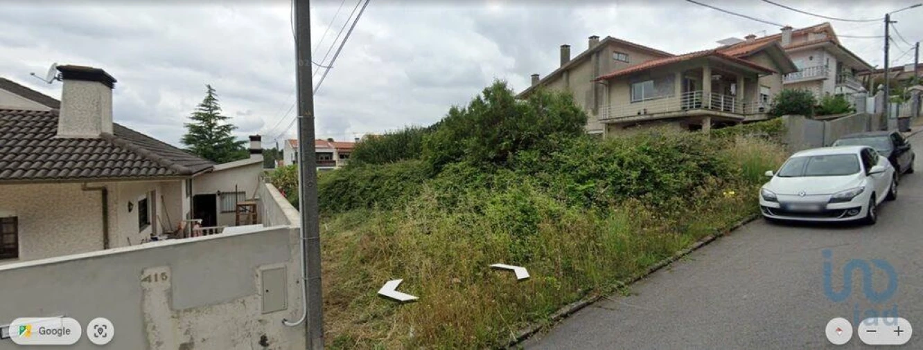 Terreno para Venda em Escapães Foto 3