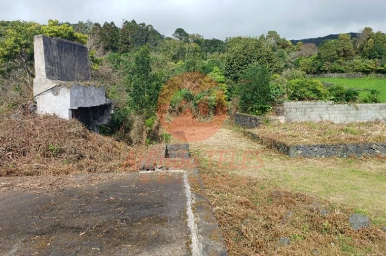 Moradia T2 para Venda em Calheta Foto 7