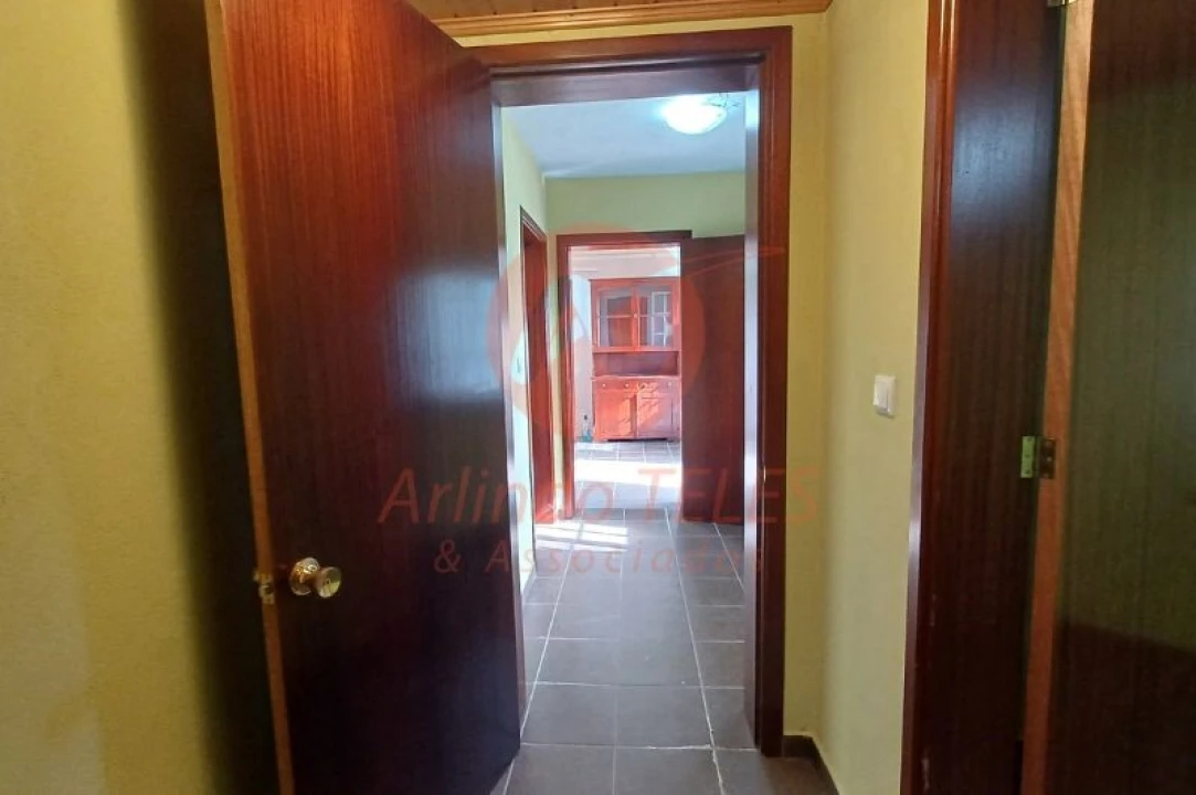 Moradia T2 para Venda em Calheta Foto 23