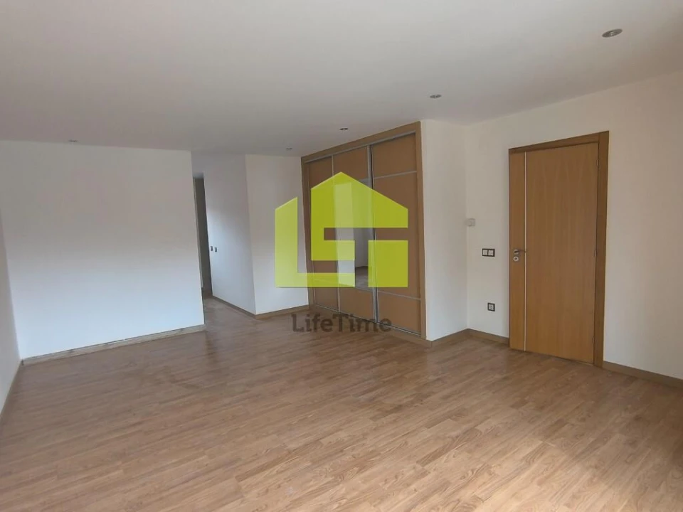 Moradia T5 para Venda em Bidoeira de Cima Foto 33