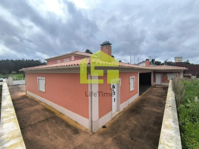 Moradia T5 para Venda em Bidoeira de Cima Foto 47