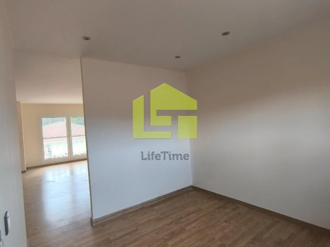 Moradia T5 para Venda em Bidoeira de Cima Foto 30