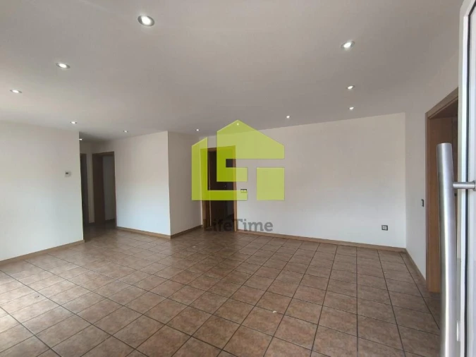 Moradia T5 para Venda em Bidoeira de Cima