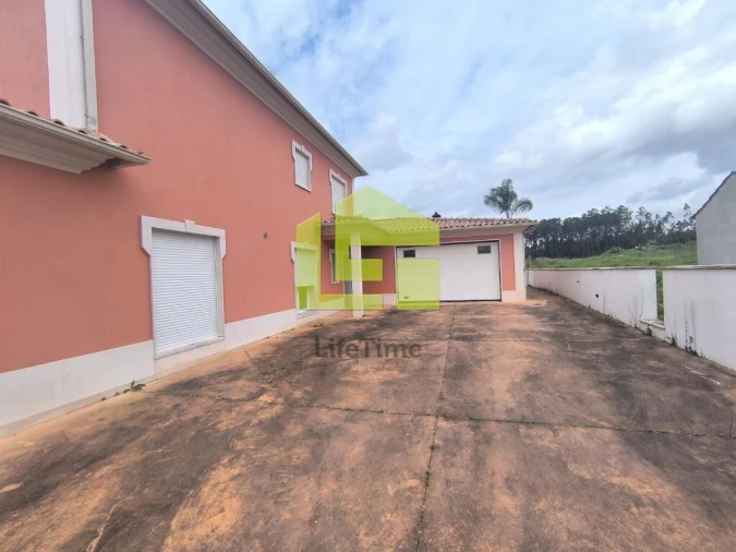 Moradia T5 para Venda em Bidoeira de Cima Foto 48