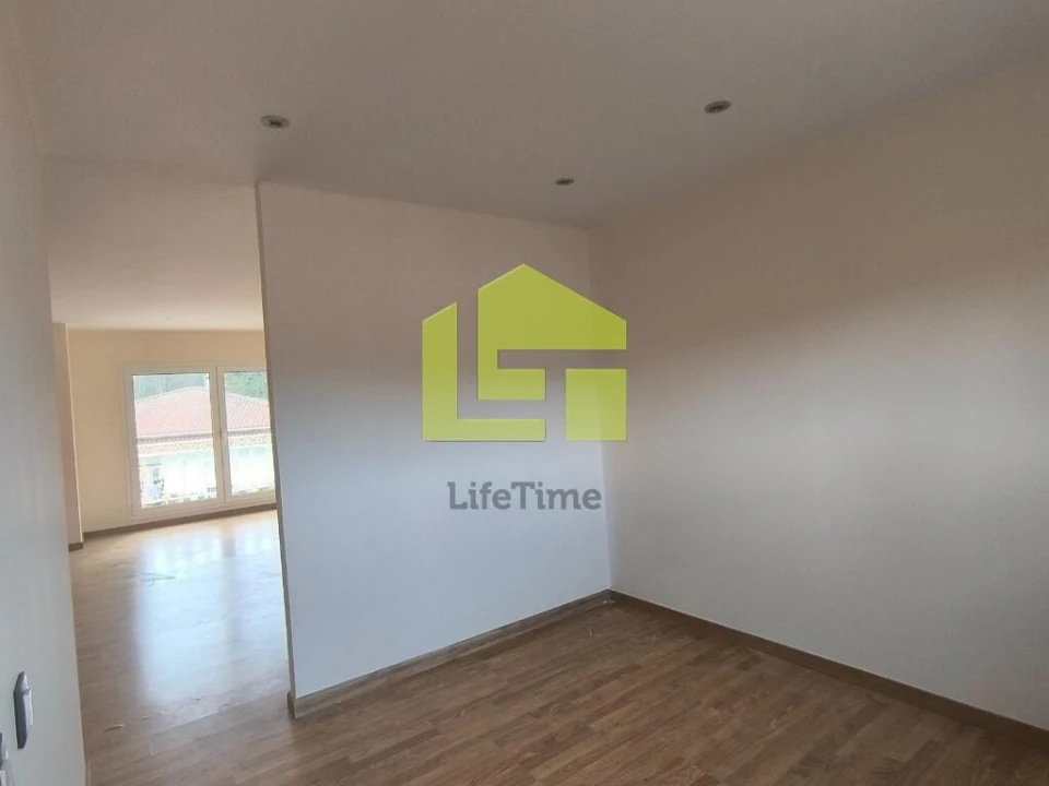 Moradia T5 para Venda em Bidoeira de Cima Foto 30