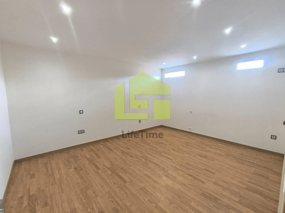 Moradia T5 para Venda em Bidoeira de Cima Foto 22