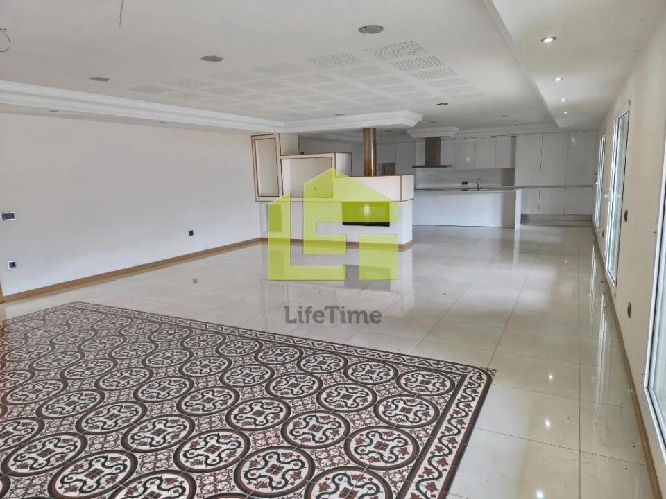 Moradia T5 para Venda em Bidoeira de Cima Foto 4