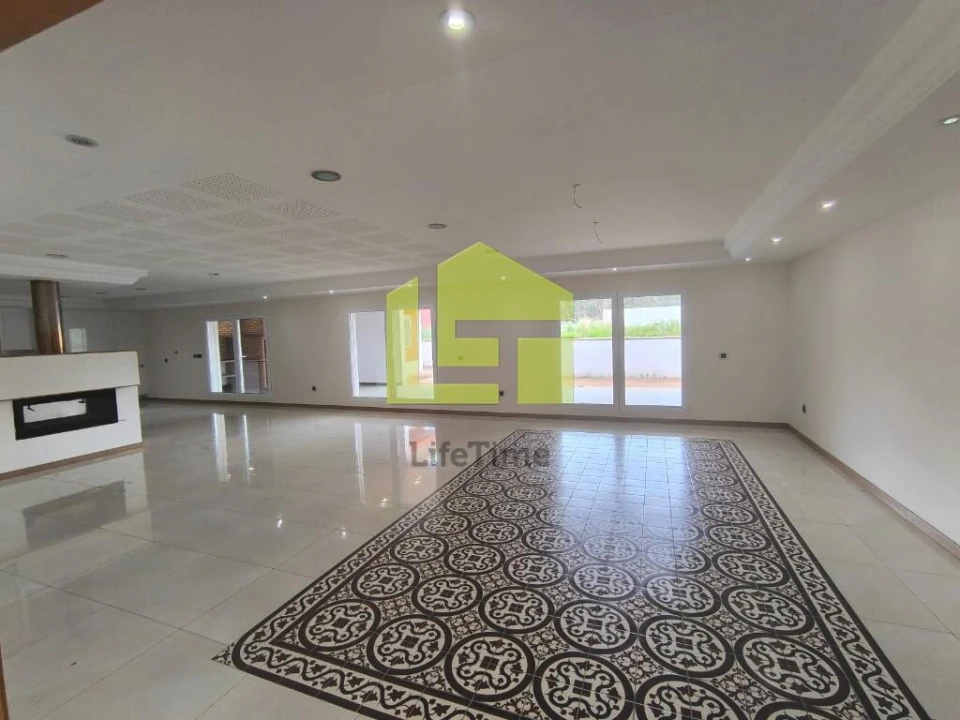 Moradia T5 para Venda em Bidoeira de Cima Foto 5