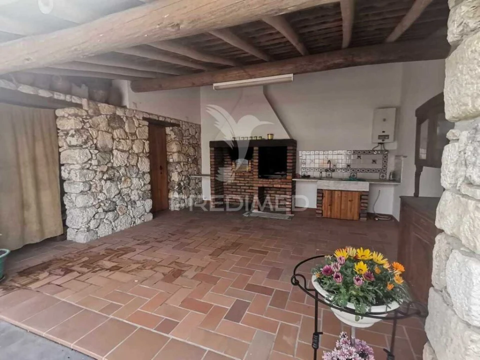 Moradia T4 para Venda em Paialvo Foto 12