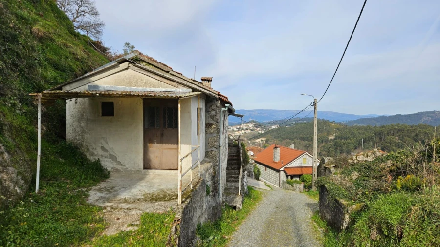 Moradia T2 para Venda em Ribas Foto 3