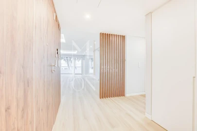 Apartamento T3 para Venda em Carcavelos e Parede
