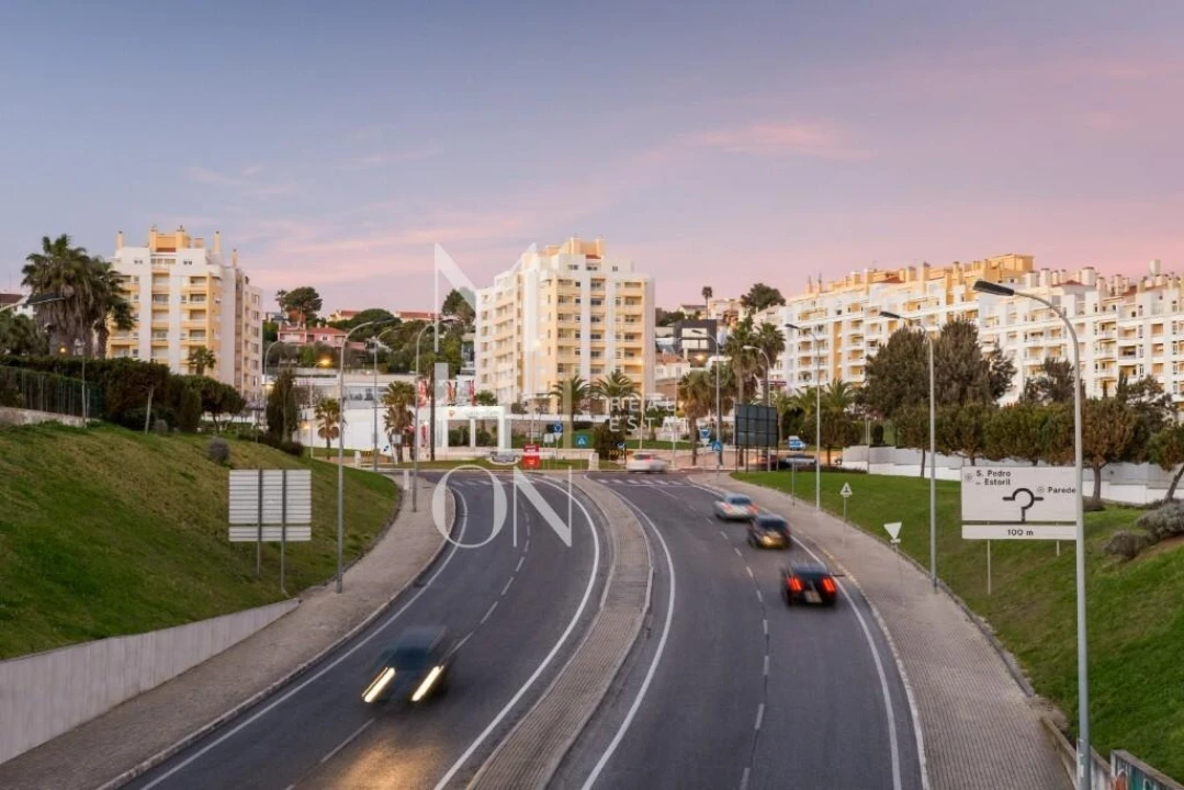 Apartamento T3 para Venda em Carcavelos e Parede Foto 43