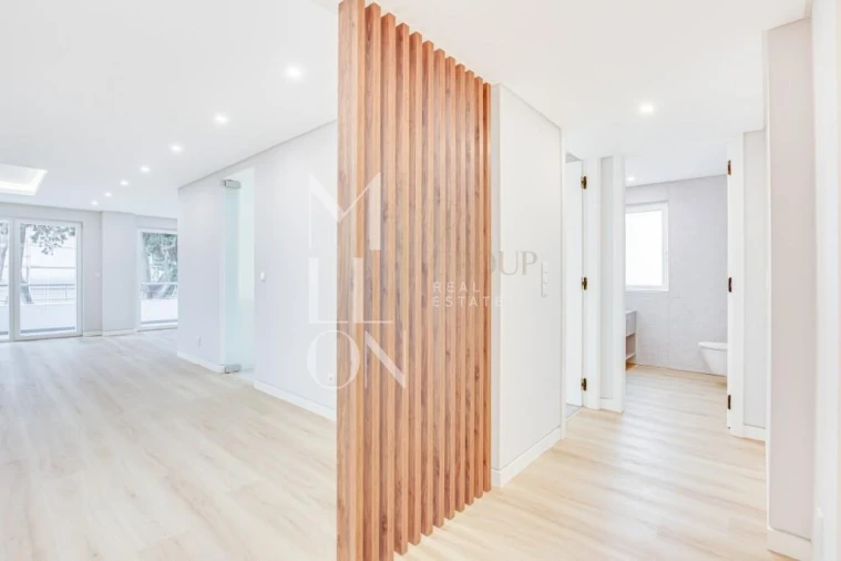 Apartamento T3 para Venda em Carcavelos e Parede Foto 10