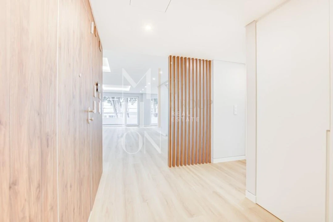 Apartamento T3 para Venda em Carcavelos e Parede Foto 7