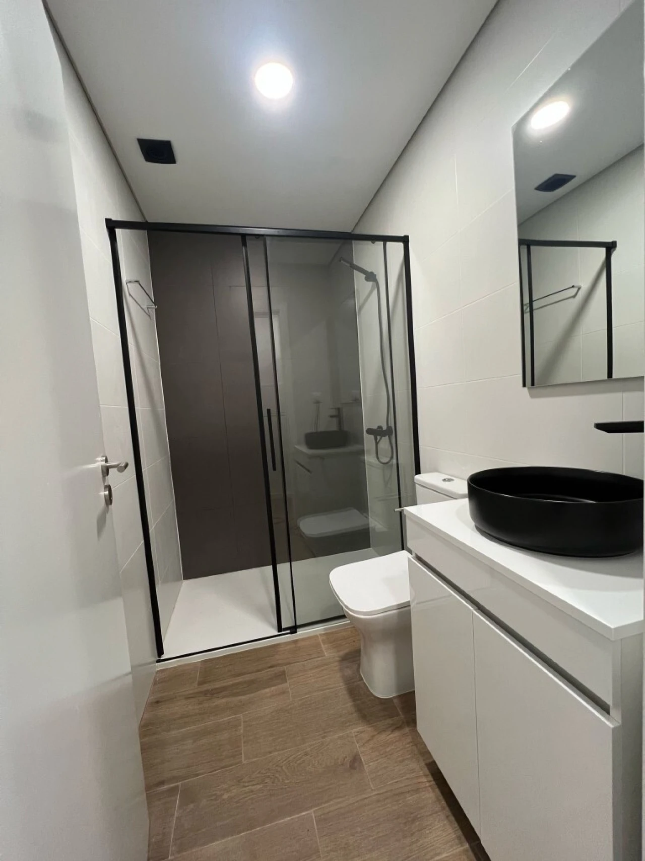 Prédio para Venda em Urgezes Foto 22