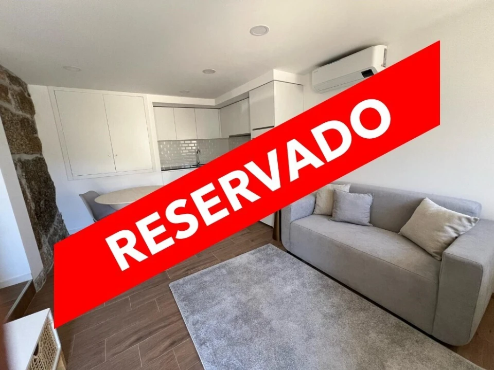 Prédio para Venda em Urgezes Foto 1