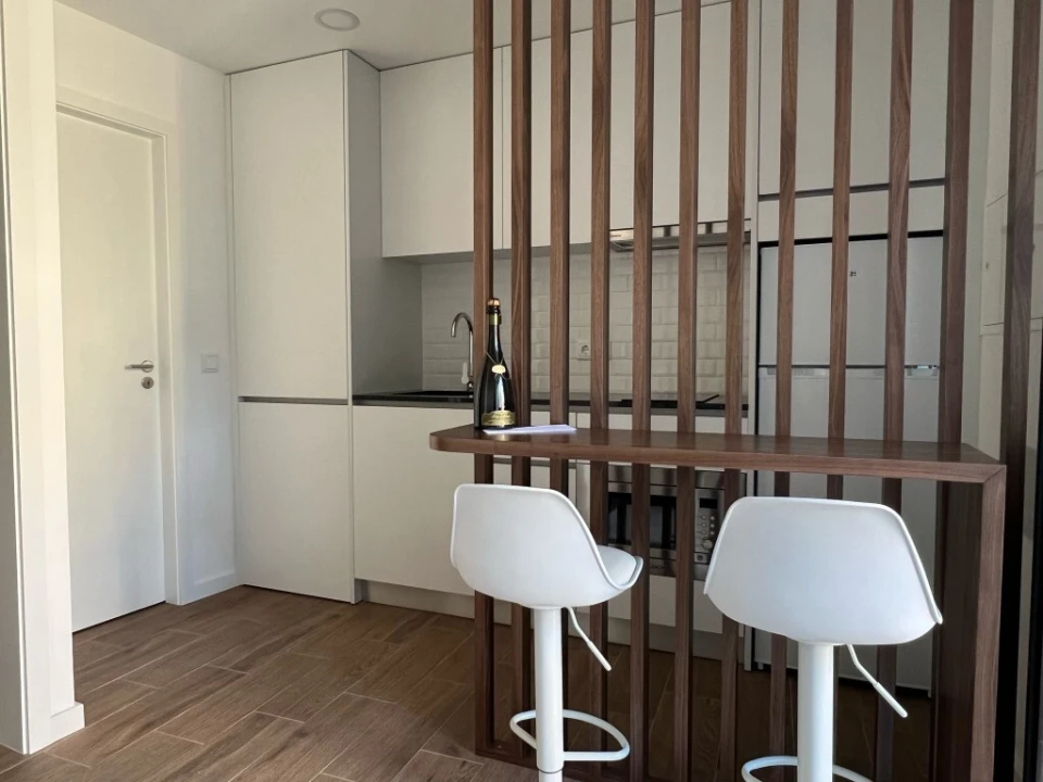 Prédio para Venda em Urgezes Foto 7