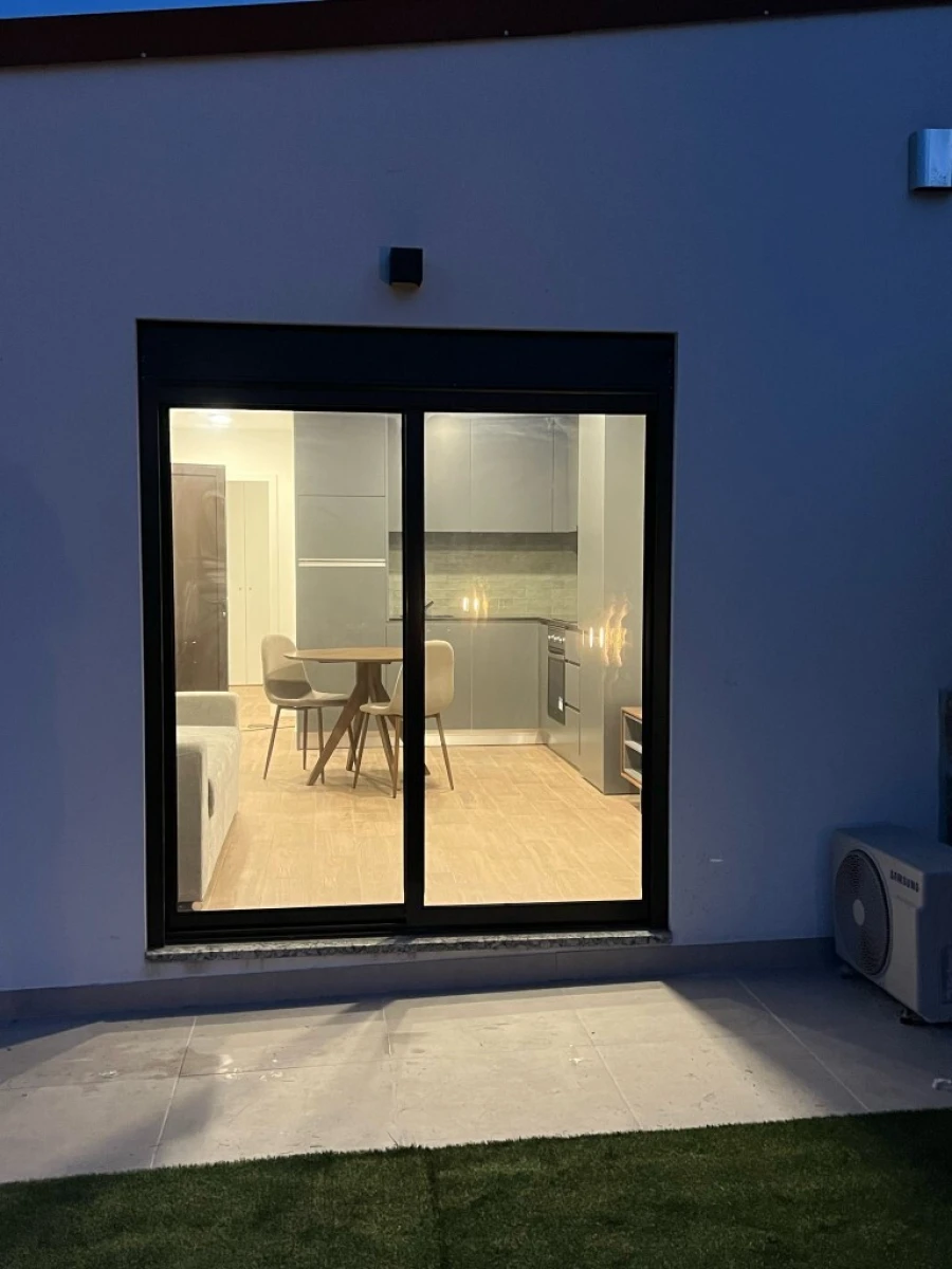 Prédio para Venda em Urgezes Foto 3