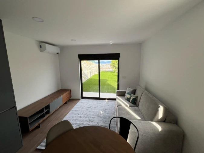 Prédio para Venda em Urgezes Foto 17