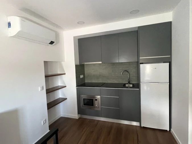 Prédio para Venda em Urgezes Foto 4