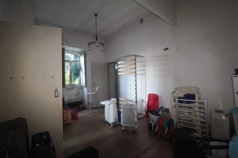 Prédio para Venda em Eiras e São Paulo de Frades Foto 4