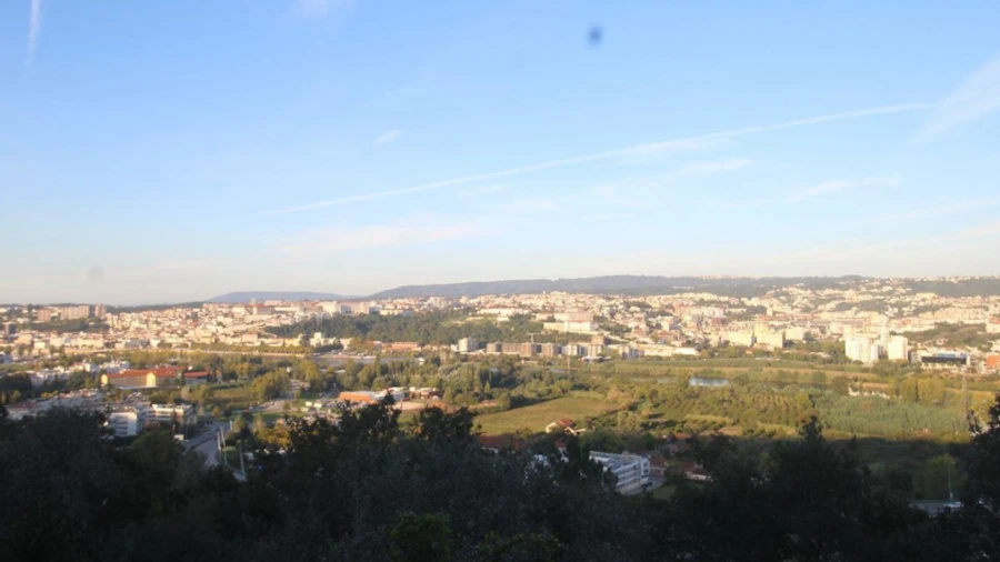 Prédio para Venda em Eiras e São Paulo de Frades