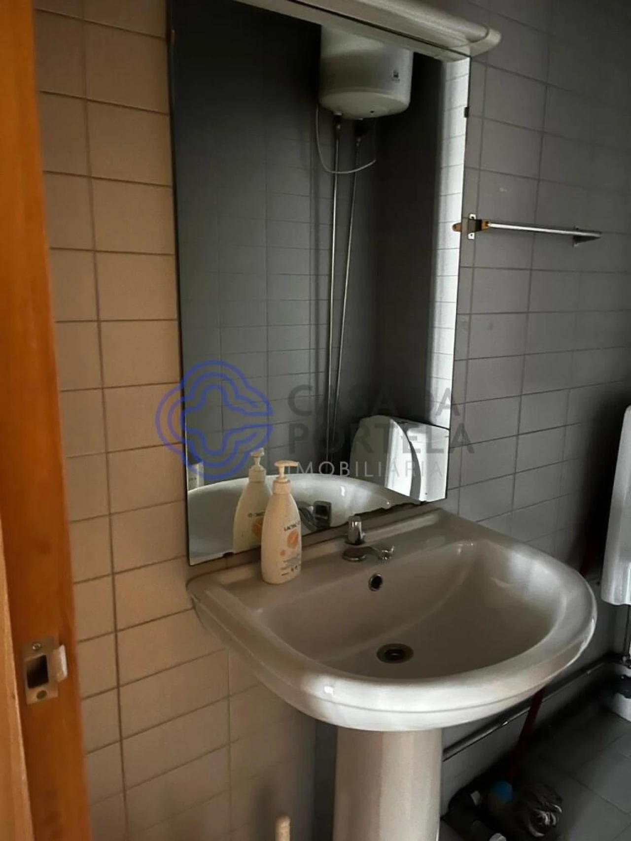 Loja para Arrendamento em Paranhos Foto 8