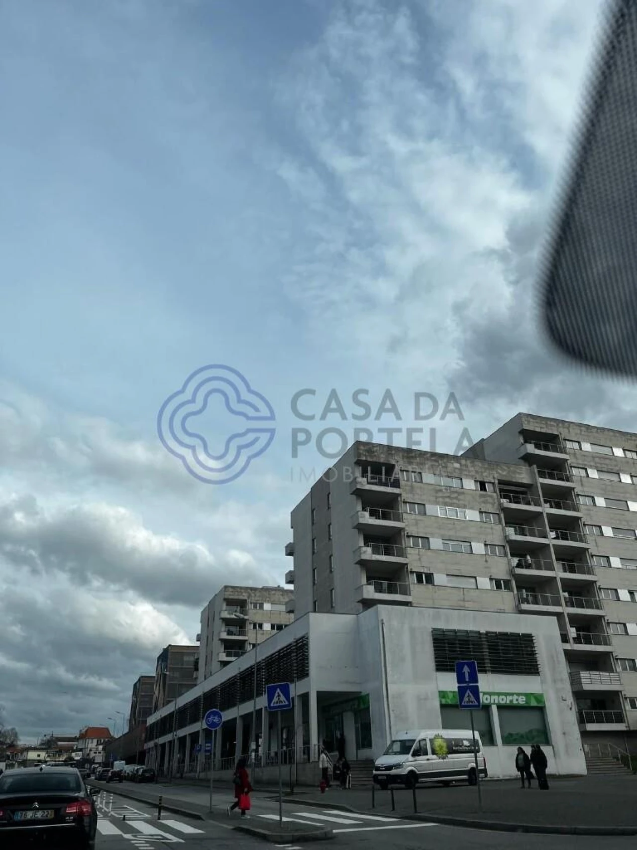 Loja para Arrendamento em Paranhos Foto 17