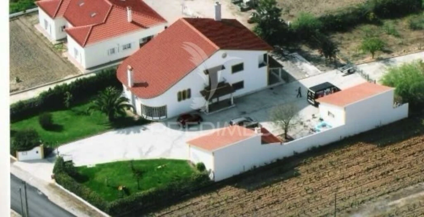 Quinta T4 para Venda em Vale de Santarem Foto 2