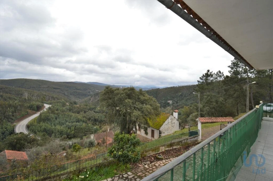 Moradia T3 para Venda em Alvares Foto 13