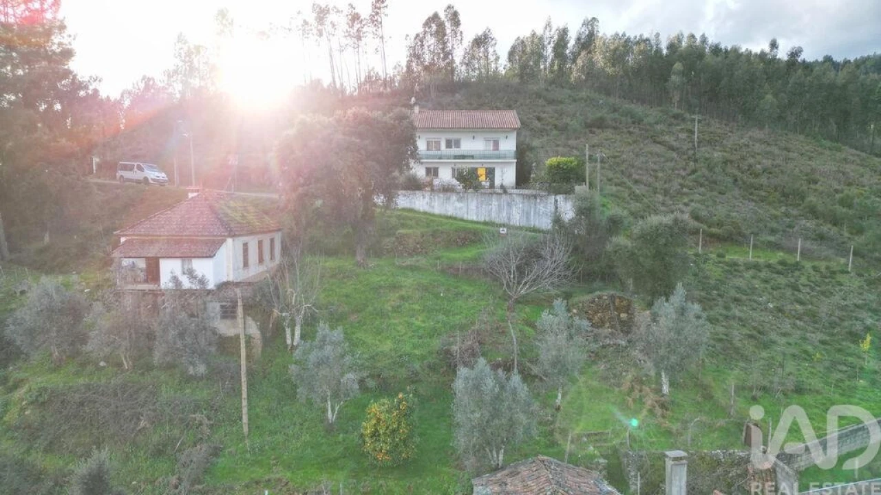 Moradia T3 para Venda em Alvares Foto 29