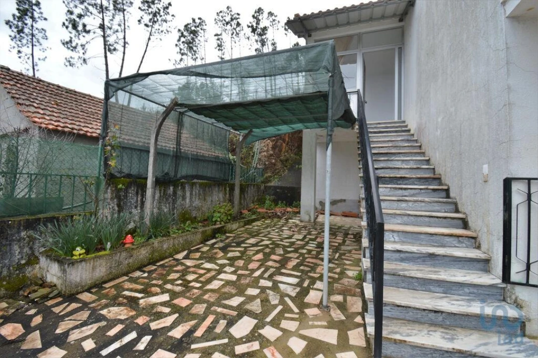 Moradia T3 para Venda em Alvares Foto 7