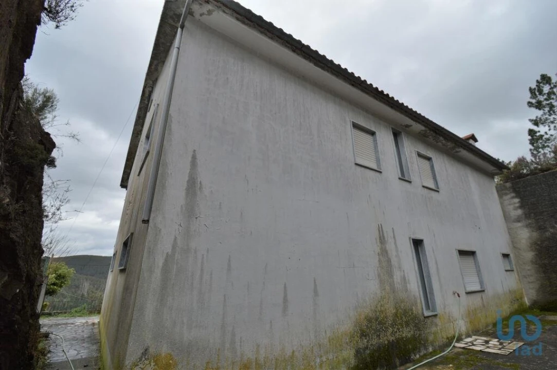 Moradia T3 para Venda em Alvares Foto 6