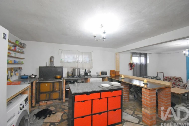 Moradia T3 para Venda em Alvares Foto 27