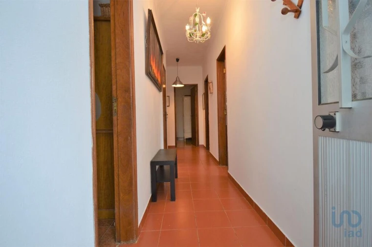 Moradia T3 para Venda em Alvares Foto 8