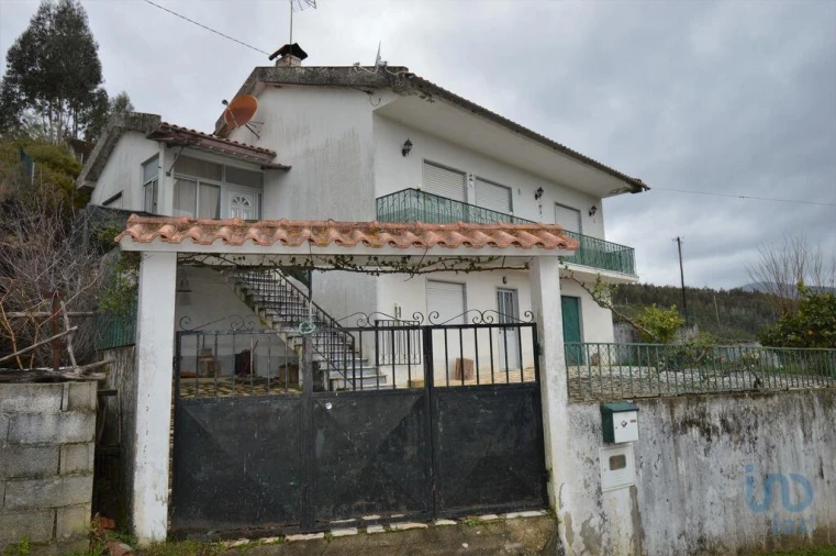 Moradia T3 para Venda em Alvares Foto 2