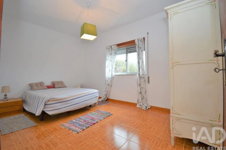 Moradia T3 para Venda em Alvares Foto 17